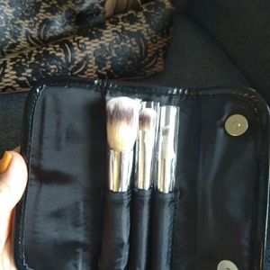 NWOT It Cosmetics Make-up Brushes
